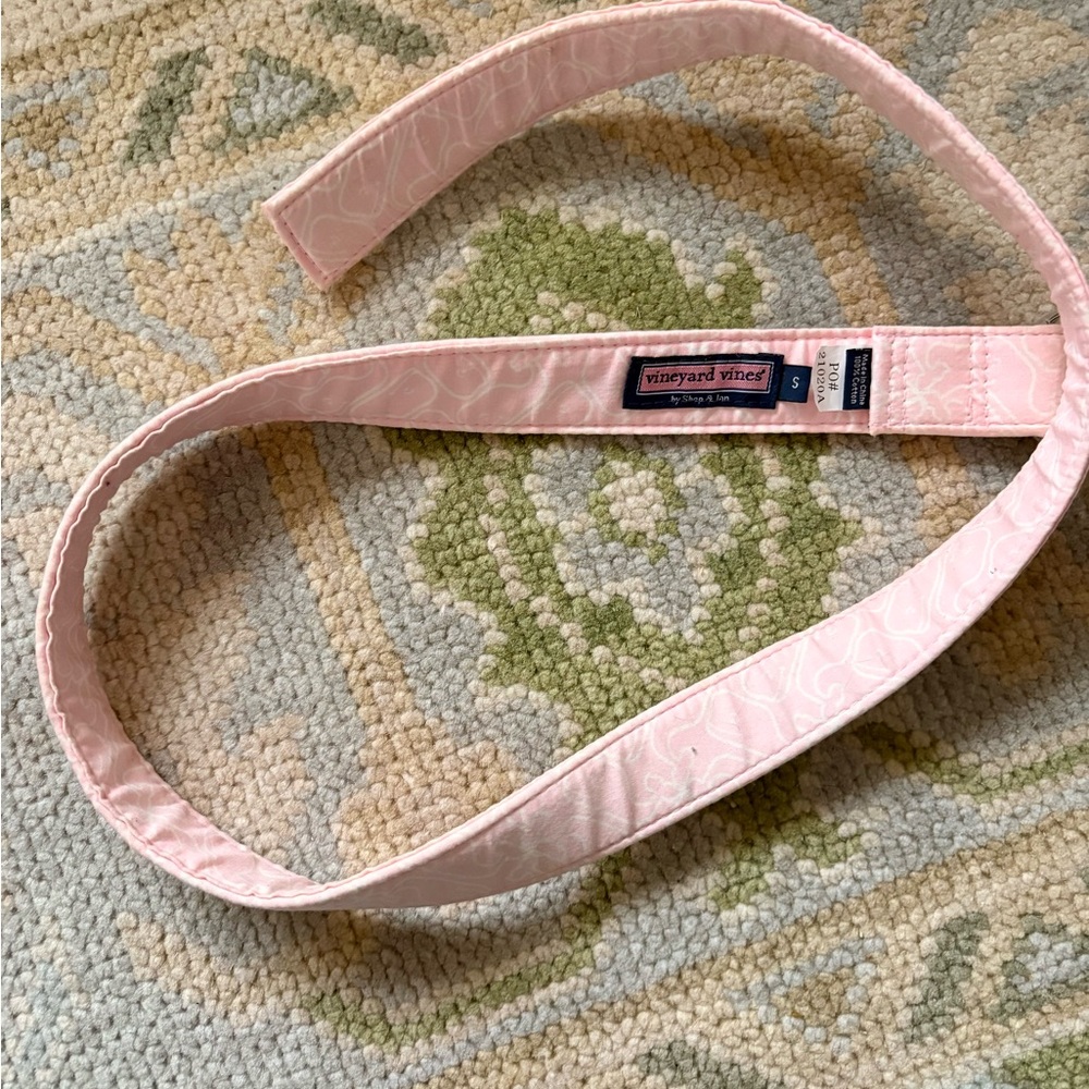 NWOT Vineyard Vines Light Pink Whale Belt